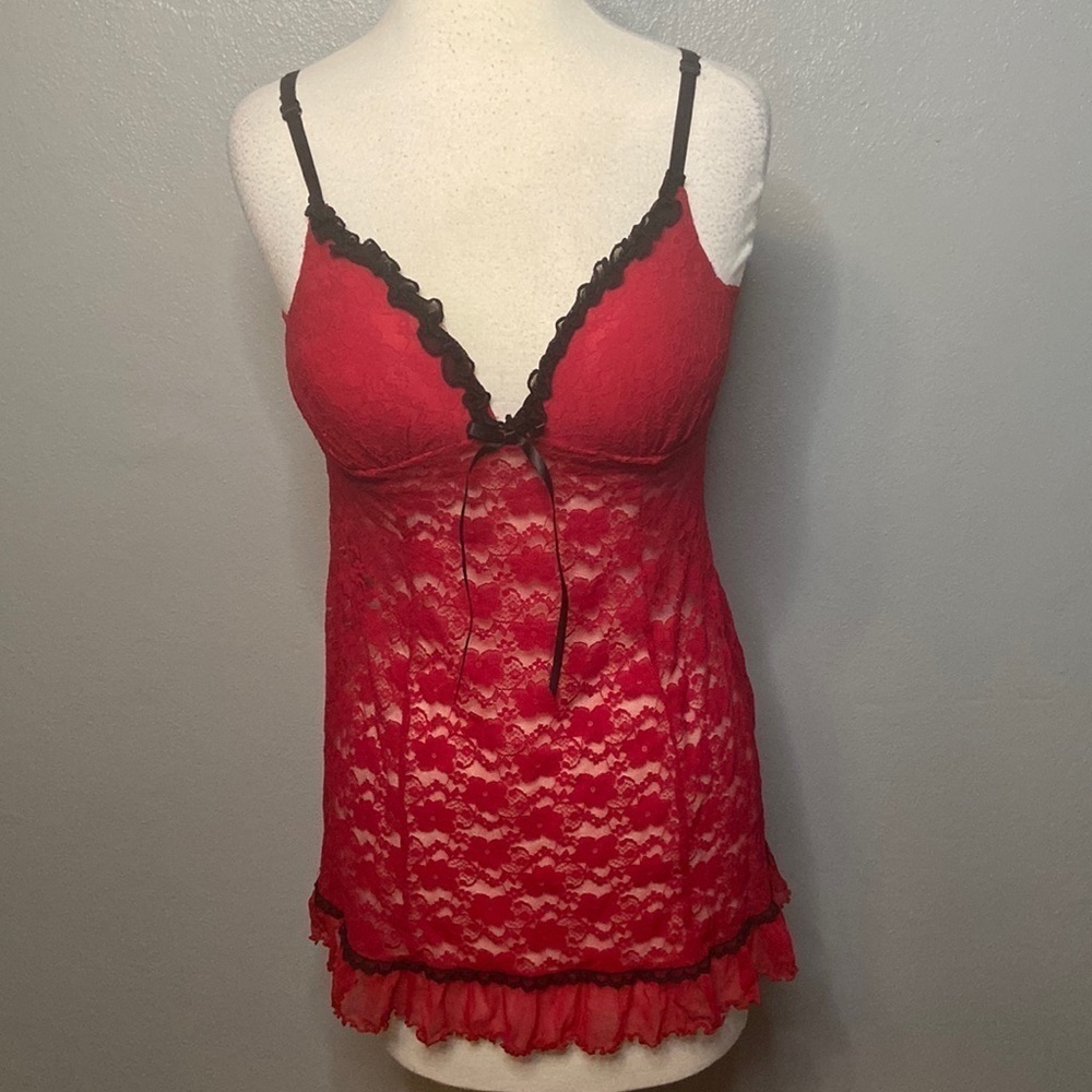 Cosmopolitan Nightie Cami Red Lace Medium Romantic Feminine